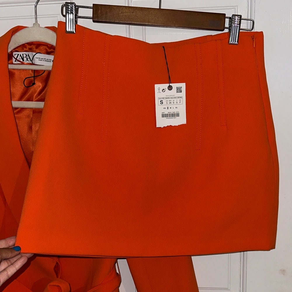 Zara Orange Tie-Waist Blazer with Mini Skirt - Picture 5 of 6